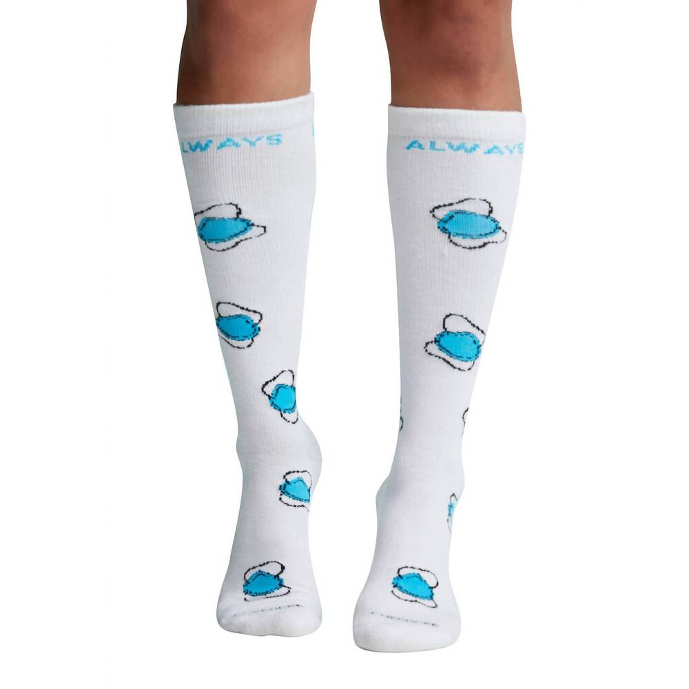 NEW CHEROKEE women's knee high compression socks in always essential
